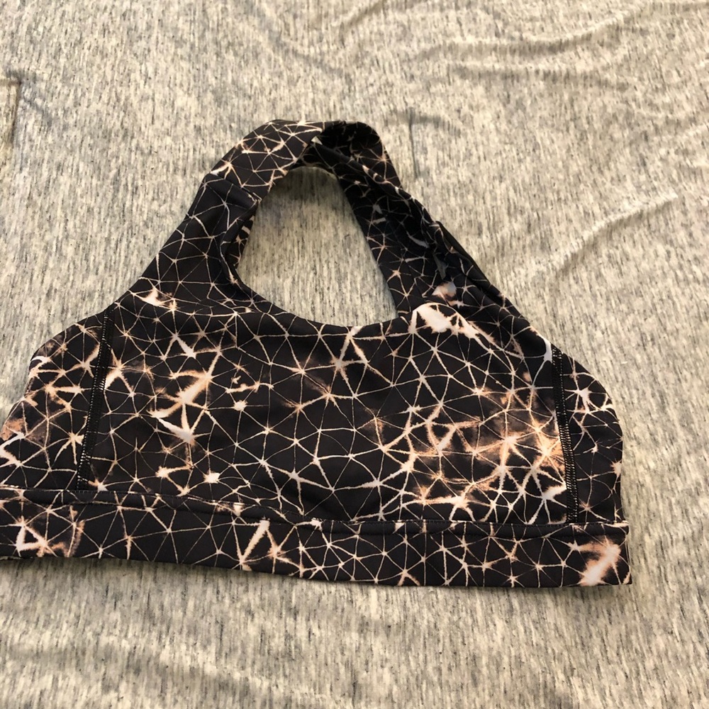 Lululemon bra